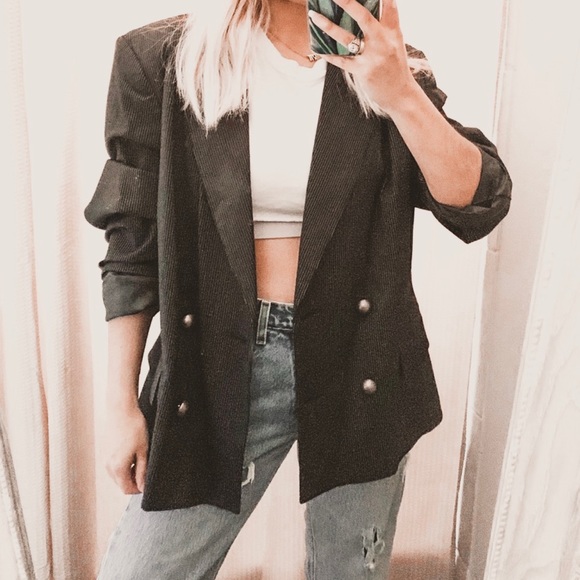 Isaac Mizrahi Jackets & Blazers - 🏷oversized pinstripe double breasted blazer